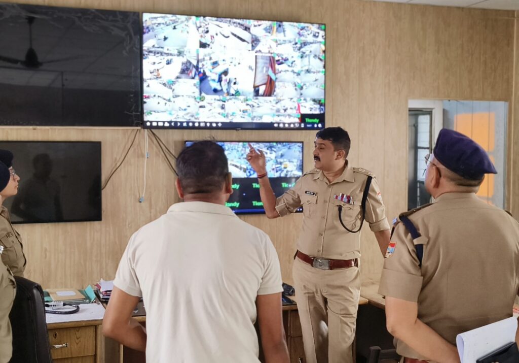 HAWK EYE निगरानी में होगी चार धाम यात्रा, ड्रोन के माध्यम से हर गतिविधि पर रहेगी दून पुलिस की पैनी नजर